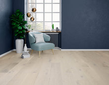 Load image into Gallery viewer, Woodland Treasures Commercial Collection: White Mountain