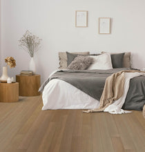 Load image into Gallery viewer, Oak Creek: Rush White Oak