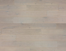 Load image into Gallery viewer, Woodland Treasures Commercial Collection: Glacier
